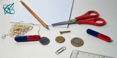 Sciensation hands-on experiment for school: Magnetism ( physics, magnetism, magnetic poles)